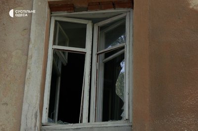 Пошкоджені будинки, є поранені: наслідки влучання російської ракети по Одесі 14 серпня Пошкоджені будинки, є поранені: наслідки влучання російської ракети по Одесі 14 серпня