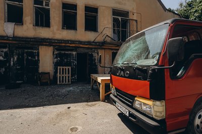 Одеська кіностудія постраждала під час російської атаки: фото пошкоджень Одеська кіностудія постраждала під час російської атаки: фото пошкоджень