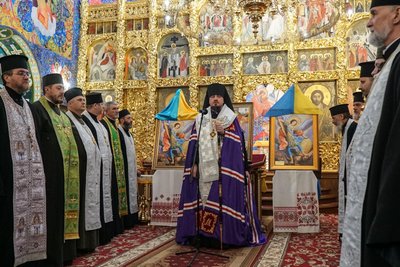 У Національний день молитви в Житомирі військовим та рятувальникам передали 32 ікони У Національний день молитви в Житомирі військовим та рятувальникам передали 32 ікони