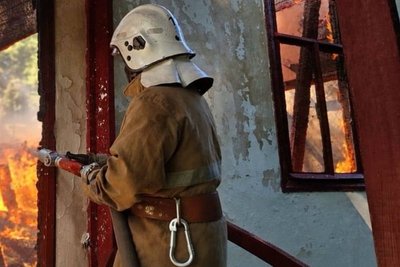 У Звягельському районі на Житомирщині згорів дерев'яний костел У Звягельському районі на Житомирщині згорів дерев'яний костел