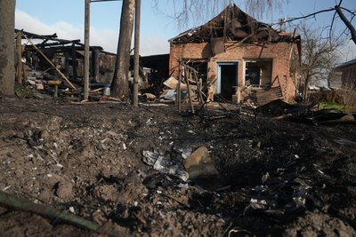 Атака "шахедів" на Велику Чернеччину: що розповіли місцеві жителі Атака "шахедів" на Велику Чернеччину: що розповіли місцеві жителі