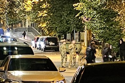 У середмісті Дніпра поліція перекрила вулицю для роботи працівників ТЦК