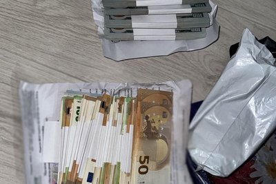 Допомагала уникнути мобілізації: у лікарки діагностичного центру в Житомирі вилучили понад 4 млн грн