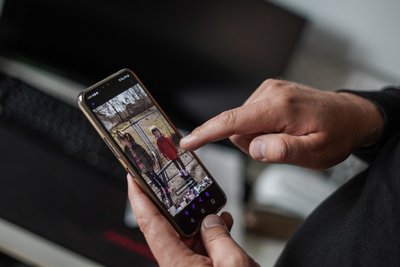 “Орк побачив консерви для собак. Каже: "Це ми собі візьмемо" — волонтер, що врятував понад 200 людей на Київщині “Орк побачив консерви для собак. Каже: "Це ми собі візьмемо" — волонтер, що врятував понад 200 людей на Київщині
