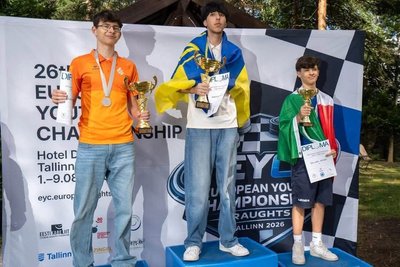 Шашкіст Матвєй Колєсніков з Миколаївщини — дворазовий чемпіон Європи Шашкіст Матвєй Колєсніков з Миколаївщини — дворазовий чемпіон Європи