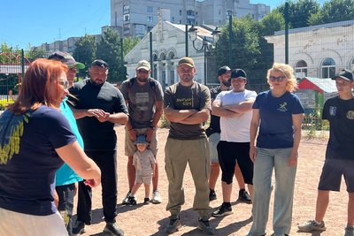 У Житомирі провели майстер-клас з петанку для ветеранів, військових та їхніх родин У Житомирі провели майстер-клас з петанку для ветеранів, військових та їхніх родин