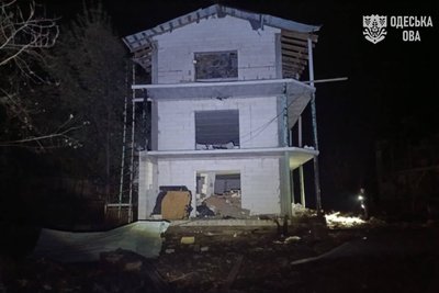 РФ атакувала енергооб'єкт ДТЕК та базу відпочинку на півдні Одещини РФ атакувала енергооб'єкт ДТЕК та базу відпочинку на півдні Одещини