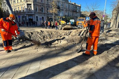 За два роки війни в Одесі пошкодило 242 житлових будинки та 694 квартири За два роки війни в Одесі пошкодило 242 житлових будинки та 694 квартири