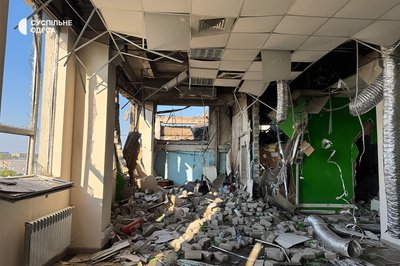 «Влучили у другий дім»: який вигляд має бізнес-центр в Одесі після атаки РФ