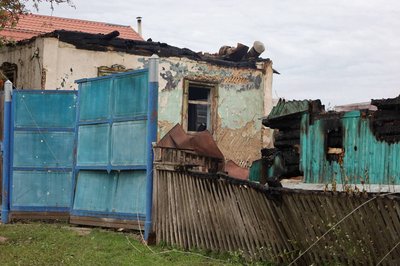 Знищили дім та поранили батька з сином: армія РФ атакувала Березу Знищили дім та поранили батька з сином: армія РФ атакувала Березу