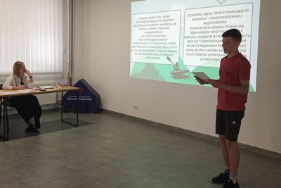 У Хмельницькому тридцять молодих людей закінчили Школу молодого підприємця У Хмельницькому тридцять молодих людей закінчили Школу молодого підприємця