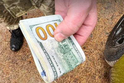На Волині намагалися переправити чоловіків за кордон під виглядом пацієнтів "швидкої" На Волині намагалися переправити чоловіків за кордон під виглядом пацієнтів "швидкої"