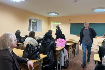 Студенти Житомирського держуніверситету скаржаться на стан укриттів: в закладі проводять опитування Студенти Житомирського держуніверситету скаржаться на стан укриттів: в закладі проводять опитування