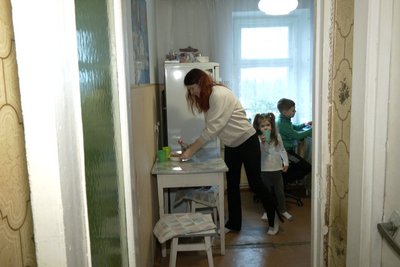 "Батьки лишись в окупації": як родина з Херсонщини вперше святкує Різдво на Волині