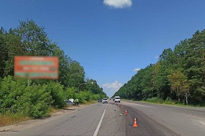 Неподалік Житомира зіткнувся рейсовий автобус і легковик, травмовані двоє жителів передмістя Неподалік Житомира зіткнувся рейсовий автобус і легковик, травмовані двоє жителів передмістя