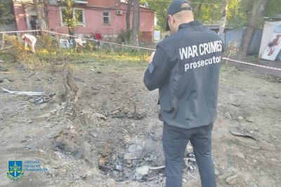 Пошкоджені будинки, склади та поранені: прокуратура розслідує атаку на Одесу Пошкоджені будинки, склади та поранені: прокуратура розслідує атаку на Одесу