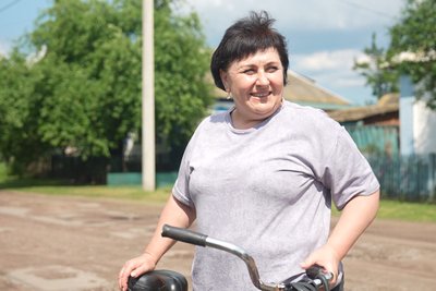 "Літають кожен день". Як живе село Клепали Буринської громади під ударами FPV "Літають кожен день". Як живе село Клепали Буринської громади під ударами FPV