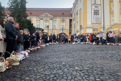 "Воля — це відродження. Відродження — це воскресіння". Як в Ужгороді святкували Великдень "Воля — це відродження. Відродження — це воскресіння". Як в Ужгороді святкували Великдень