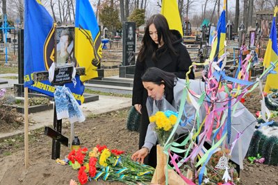 На Вінниччині відкрили памʼятну дошку на честь загиблого 21-річного захисника На Вінниччині відкрили памʼятну дошку на честь загиблого 21-річного захисника