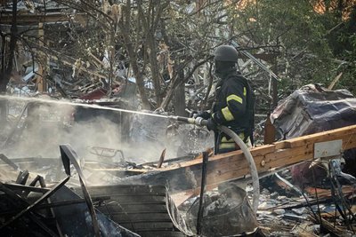 Росія атакувала Одещину дронами: зруйновані дачі — ДСНС показала фото Росія атакувала Одещину дронами: зруйновані дачі — ДСНС показала фото