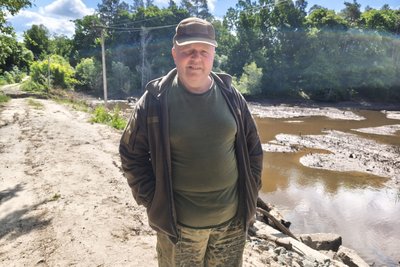 У громаді на Житомирщині зруйнувався міст: селяни без доступу до цивілізації: що кажуть місцеві посадовці У громаді на Житомирщині зруйнувався міст: селяни без доступу до цивілізації: що кажуть місцеві посадовці
