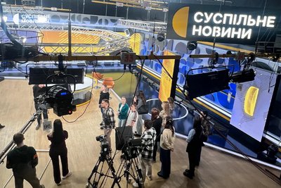 Історії з громад та зйомки без оператора: тренінг для гіперлокальних кореспондентів Суспільного Історії з громад та зйомки без оператора: тренінг для гіперлокальних кореспондентів Суспільного