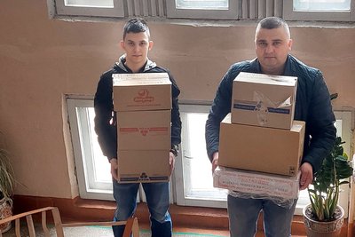 Волонтерка з Рівненщини організувала в своєму помешканні штаб-квартиру