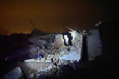 У Сумській громаді БпЛА влучив у будинок У Сумській громаді БпЛА влучив у будинок