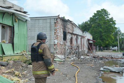 “Пікірують і падають”: російська армія чотири рази атакувала цивільну інфраструктуру Сум “Пікірують і падають”: російська армія чотири рази атакувала цивільну інфраструктуру Сум
