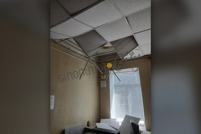 Через обстріл пошкоджене приміщення редакції газети "Білопільщина" Через обстріл пошкоджене приміщення редакції газети "Білопільщина"