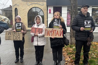 У Бердичеві вшанували пам’ять загиблого військового Володимира Галецького У Бердичеві вшанували пам’ять загиблого військового Володимира Галецького