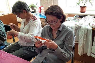 У Миколаєві вчилися вишивати орнаменти для вишиванки У Миколаєві вчилися вишивати орнаменти для вишиванки
