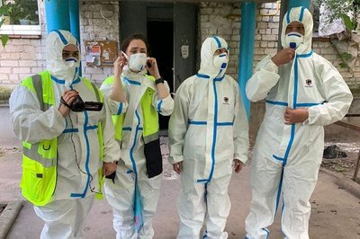 Жителька Харківщини утримувала 15 собак у квартирі та майже не годувала їх. Поліція відкрила кримінальну справу Жителька Харківщини утримувала 15 собак у квартирі та майже не годувала їх. Поліція відкрила кримінальну справу