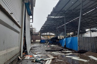 Херсон, обстріли, ринок, 7 січня 2024 рік Херсон, обстріли, ринок, 7 січня 2024 рік