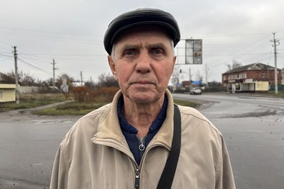 Анатолій Порохняч, житель села Циркуни у передмісті Харкова. Анатолій Порохняч, житель села Циркуни у передмісті Харкова.
