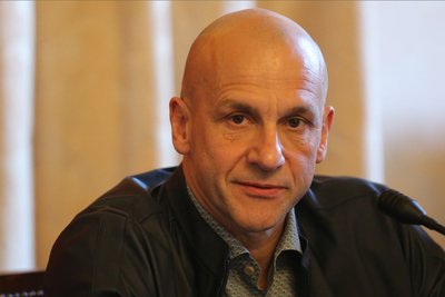 Лідер комуністів, директори підприємств. Кого з Донбасу позбавили держнагород Лідер комуністів, директори підприємств. Кого з Донбасу позбавили держнагород