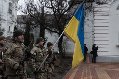 “Справжній командир”: у Сумах попрощалися з підполковником Віктором Зламаном “Справжній командир”: у Сумах попрощалися з підполковником Віктором Зламаном