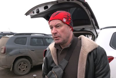 "Відправляємо газові балони щотижня": як у Старому Салтові організували переправу