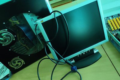 Знайомство з роботами і технікою: для учнів житомирського ліцею №17 створили "Техлаб" Знайомство з роботами і технікою: для учнів житомирського ліцею №17 створили "Техлаб"