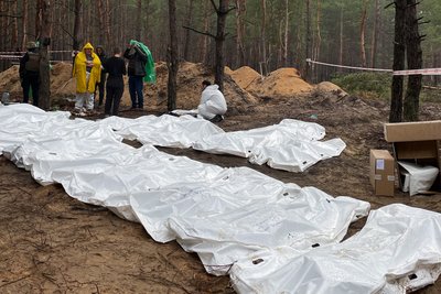 Як юристи допомагають жертвам воєнних злочинів на Харківщині Як юристи допомагають жертвам воєнних злочинів на Харківщині