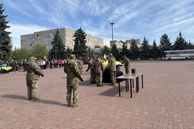 Загинув у свій день народження: у Південноукраїнську попрощалися з Євгеном Прокоф’євим Загинув у свій день народження: у Південноукраїнську попрощалися з Євгеном Прокоф’євим