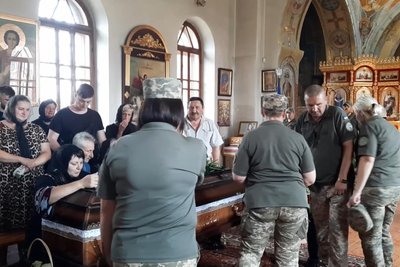 Не дожив два дні до ротації: у Хмельницькому попрощалися із офіцером інженерних військ Андрієм Левандовським Не дожив два дні до ротації: у Хмельницькому попрощалися із офіцером інженерних військ Андрієм Левандовським