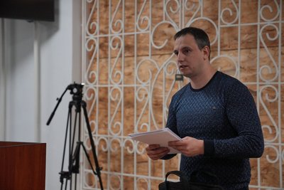 “Я шкодую про це”: обвинуваченого у вбивстві через необережність в Сумському ТЦК взяли під варту “Я шкодую про це”: обвинуваченого у вбивстві через необережність в Сумському ТЦК взяли під варту