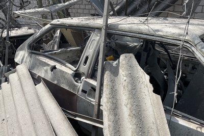 Приміщення ХДУ, Держспоживслужби, будинки та авто. Що розповіли херсонці про ранковий обстріл РФ Приміщення ХДУ, Держспоживслужби, будинки та авто. Що розповіли херсонці про ранковий обстріл РФ