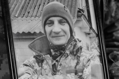 У Луцьку попрощалися з 42-річним Олексієм Клімчуком, який загинув на Донеччині У Луцьку попрощалися з 42-річним Олексієм Клімчуком, який загинув на Донеччині