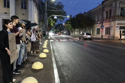 Четвертий день протестів у Житомирі: учасники акції заявляють, що стоятимуть, поки не буде конкретних рішень по Федорову Четвертий день протестів у Житомирі: учасники акції заявляють, що стоятимуть, поки не буде конкретних рішень по Федорову