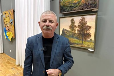 В Житомирі відкрили виставку картин зниклого безвісти художника-військовослужбовця Сергія Носка