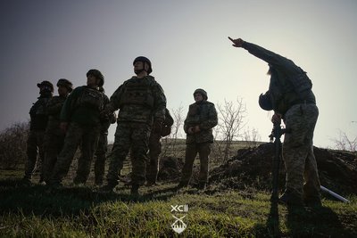Ударів FPV-дронами стало навіть більше, аніж до "перемир'я". Інтервʼю з комбатом 92-ї ОШБр про ... Ударів FPV-дронами стало навіть більше, аніж до "перемир'я". Інтервʼю з комбатом 92-ї ОШБр про ...
