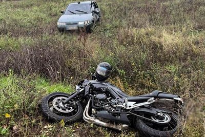 На Миколаївщині зіткнулися ВАЗ і мопед: є травмований На Миколаївщині зіткнулися ВАЗ і мопед: є травмований