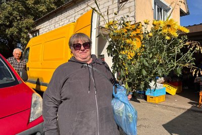 У Малині на Житомирщині провели благодійний ярмарок «Квіти для лицарів» У Малині на Житомирщині провели благодійний ярмарок «Квіти для лицарів»
